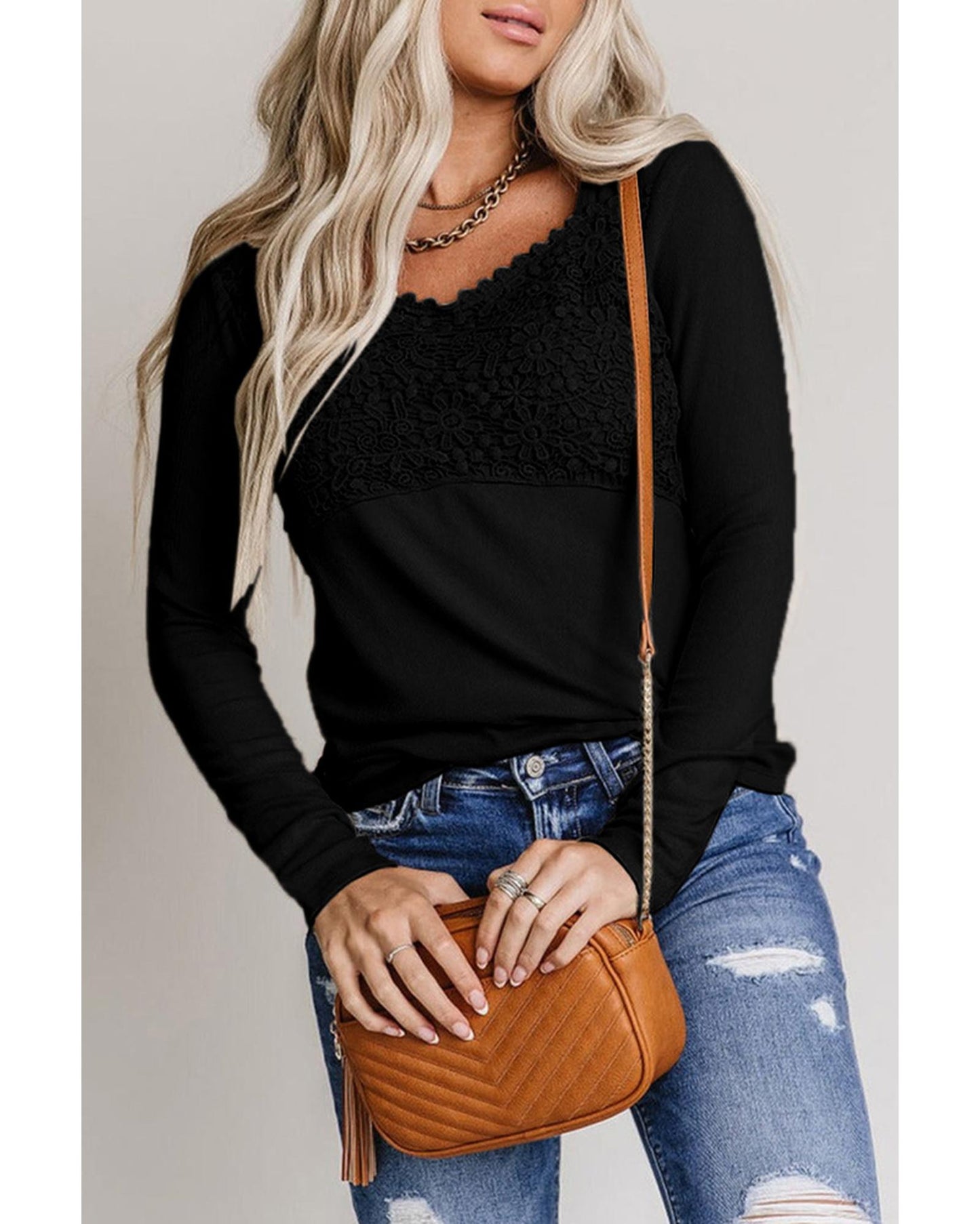 Azura Exchange Lace Crochet V Neck Top - M