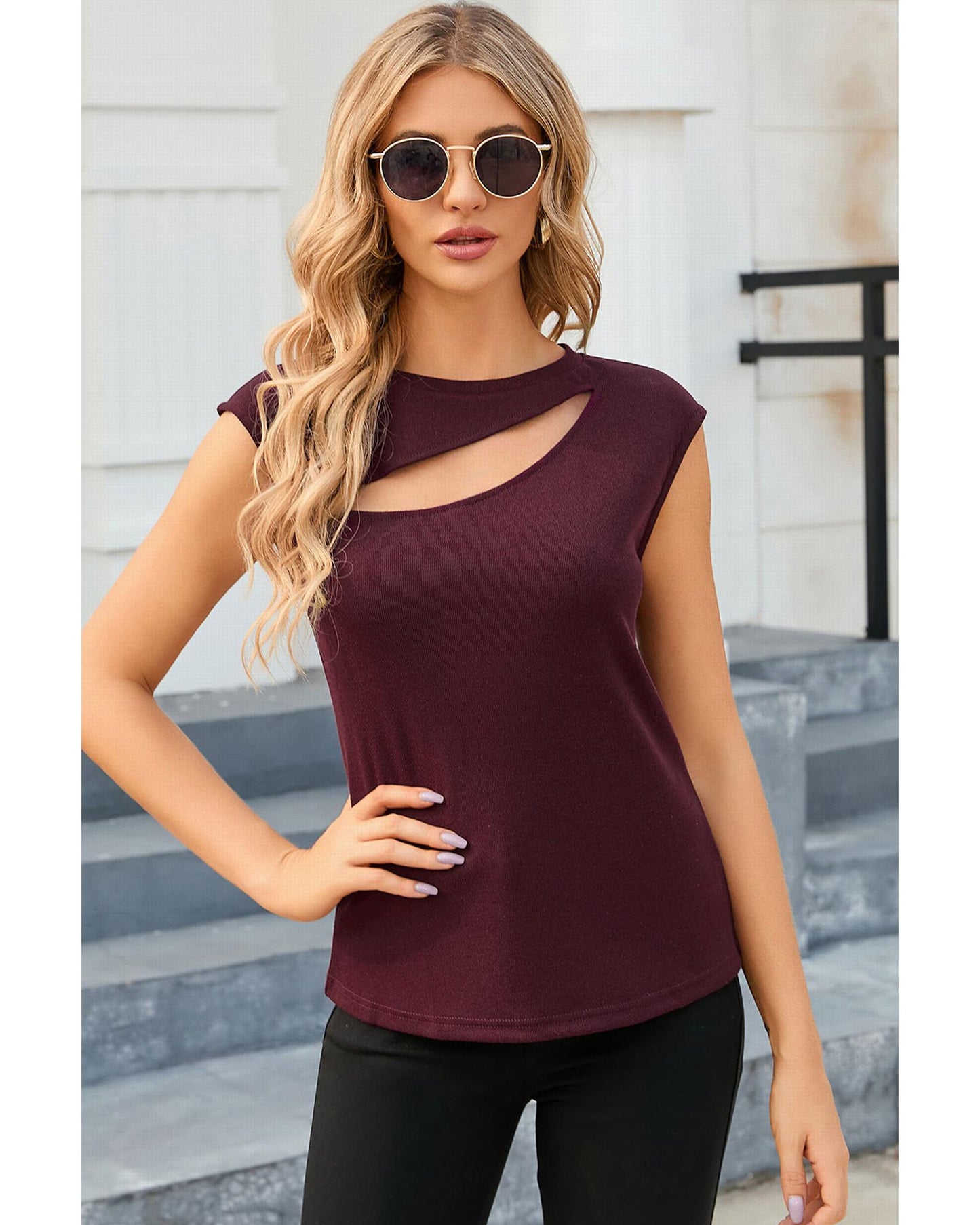 Azura Exchange Cutout Cap Sleeve T Shirt - L